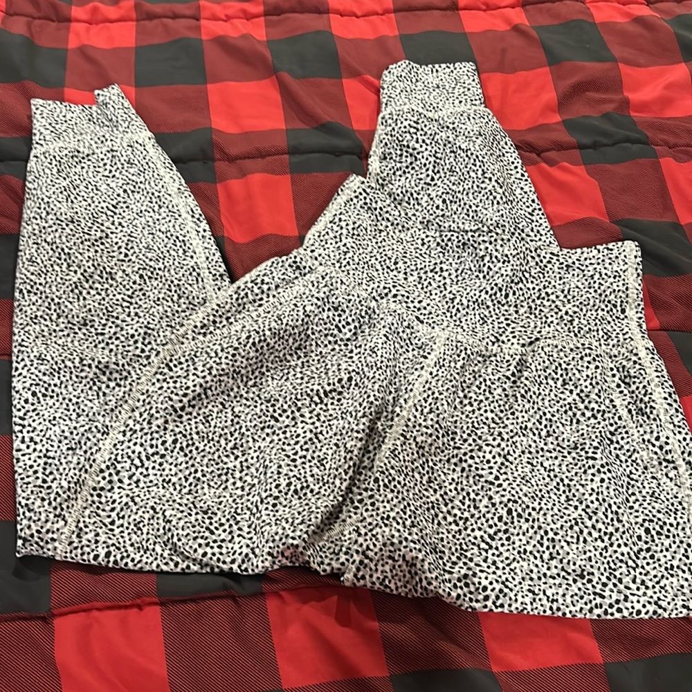 Old navy power soft joggers size small